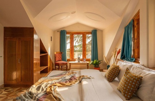 Knollswood Hotel | Kalra Regency Shimla