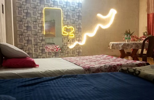 Katihar Bed & Breakfast | Kalzug