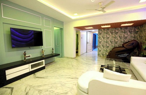 Kandivali East House | Kandivali East-Pool Villa,Terrace - 4.5 Bedroom