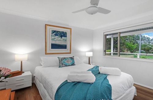 Culburra Beach House | Karinya – bright and cheerful beach cottage
