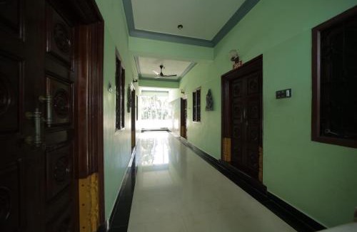 Kottakuppam Hotel | Karthik residence