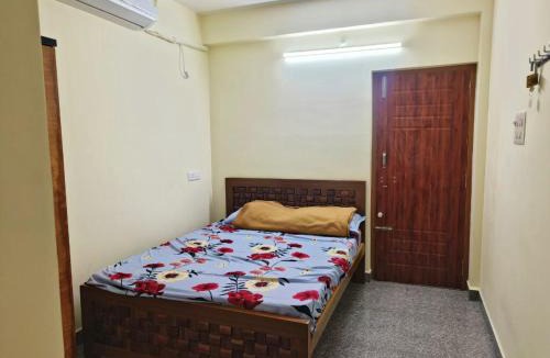 Tiruvannamalai Hotel | KASTURI SUBRAMANIAN ROOMS AC
