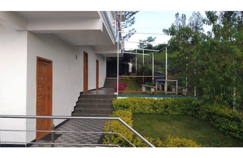Ooty Cottage | Kathiresan's Diamond hill view cottage