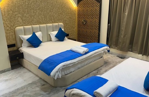 Shirdi Hotel | KDM Hotel Indore Palace