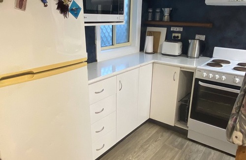 Crescent Head Apartment | Killick Lane "The Cubby"