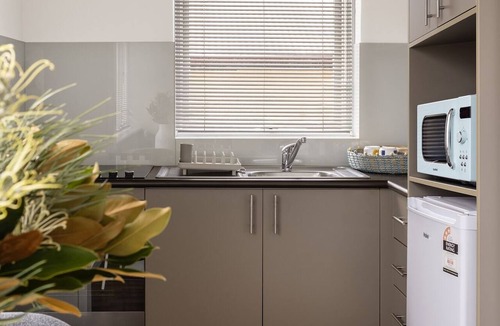 Saint Kilda South Apartment | King Studio Apartment at MAC St Kilda