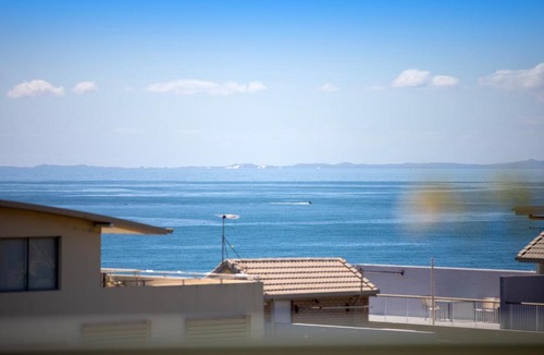 Kings Beach Apartment | Kings Bay Apartments