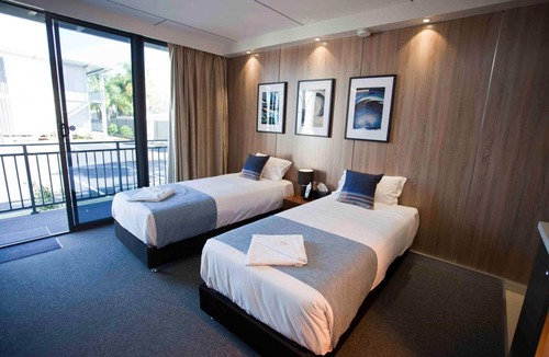 Chinchilla Hotel | Kings Park