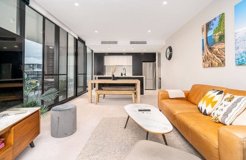 Kingston Apartment | Kingston Foreshore Paradise - 2BR
