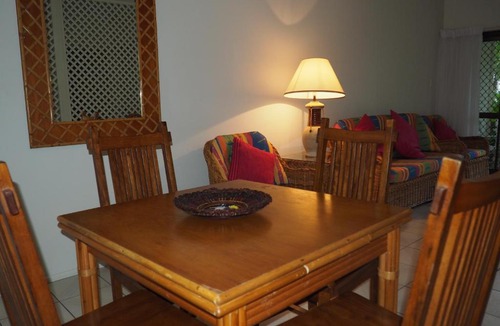 Wongaling Beach Apartment | Kirrama 2