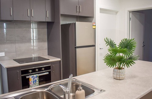 Hillcrest Apartment | Koala Hideaway Urban Unit Close to Adelaide CBD