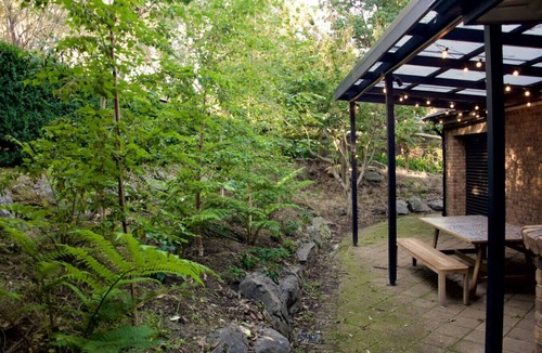 Aldgate House | Koala Lodge - Aldgate Hideaway