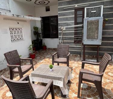 Amritsar Apartment | Krishna Niwas HL-177