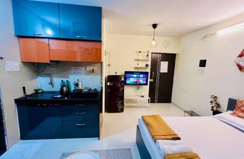 Kandivali East Apartment | La Cherry Studio Service Apartment