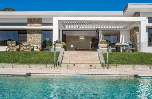 Broken Head House | La Reserve - Broken Head retreat with pool