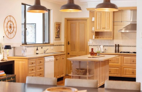 Pokolbin House | La Roseraie Elegant Hunter Valley Vines Homestead