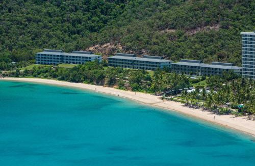 Hamilton Island Apartment | Lagoon Beachfront Lodge 201 on Hamilton Island by HamoRent