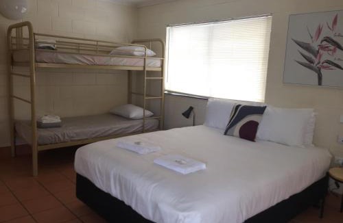 Cairns Central Business District Hotel | Lake Central Cairns