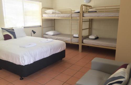 Cairns Central Business District Hotel | Lake Central Cairns