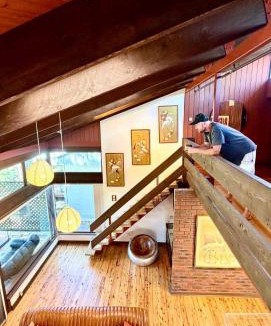 Budgewoi House | Lake front, Mid-century house with sauna 2