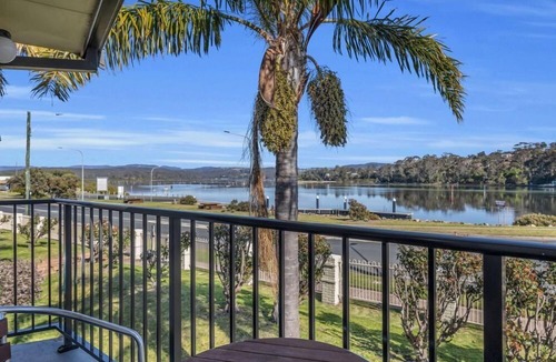 Merimbula Apartment | Lake View - Aquarius 2 Bedroom Apt