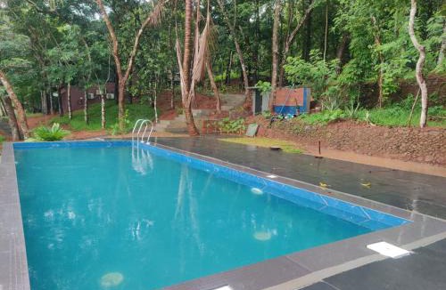 Wadakanchery Hotel | Lakedale Resorts