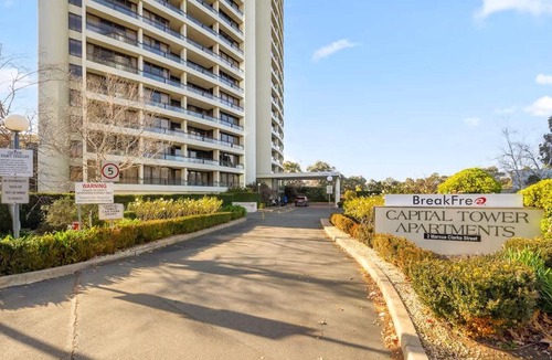 City West Apartment | Lakefront Panorama Elite