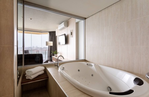 West Lakes Hotel | Lakes Hotel
