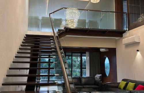 Tezpur Hotel | Lakeside Manor