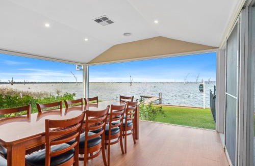 Mulwala House | Lakeside Mulwala