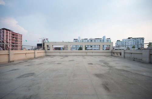 Kolkata Apartment | Lakeside Suites