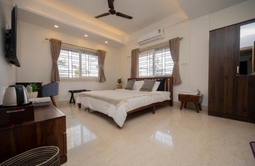 Kolkata Apartment | Lakeside Suites