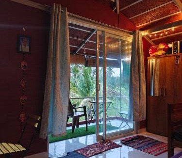 Sira Ski Chalet | Lalitha Farm Stay