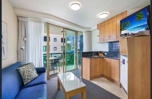 Mooloolaba Apartment | Landmark Resort Gem - Ocean Views, Pools & Prime Location