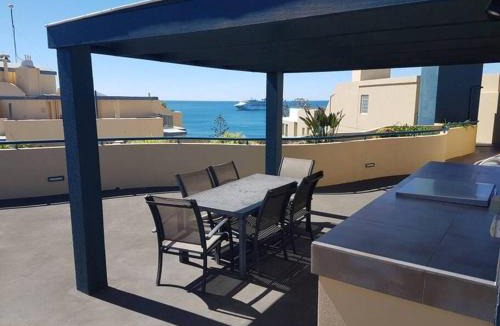 Mooloolaba Apartment | Landmark Resort Mooloolaba 4th Floor Apartment with a View