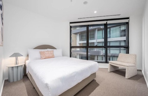 Melbourne Apartment | LaneStay - 2B2B Resort Living Pool Gym Parking
