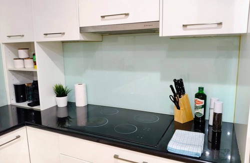 Surry Hills Apartment | Large Central Property with Maximum Privacy