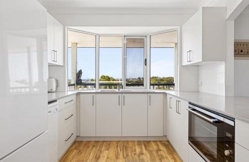 Falcon House | Large Pet-Friendly Falcon Bayview Beach House with Ocean Views