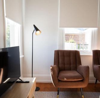Launceston CBD House | Launceston Cottage Charming 3 bedroom home