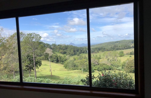 Wootha House | Lavender House Maleny