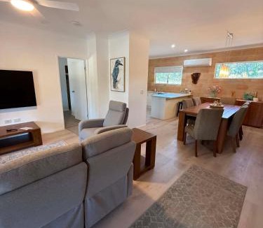 Rubyvale House | Lavinia Adults Retreat Rubyvale
