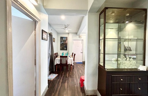 Ballygunge Apartment | Lavish 2BHK Apartment in Ballygunge Place with Daily Housekeeping