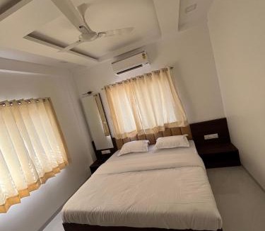 Tuljapur Cabin | Laxminarayan Executive