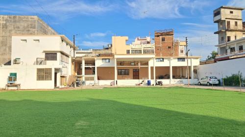 Faizabad Hotel | LD Guest House, Ayodhya