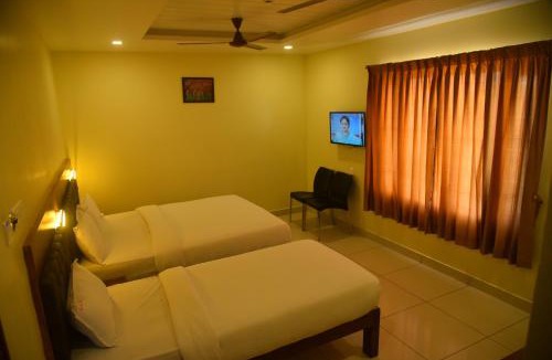 Karaikal Hotel | Le Arul Park