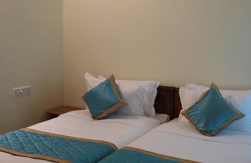 Kalapettai Bed & Breakfast | Le Ideal Suites