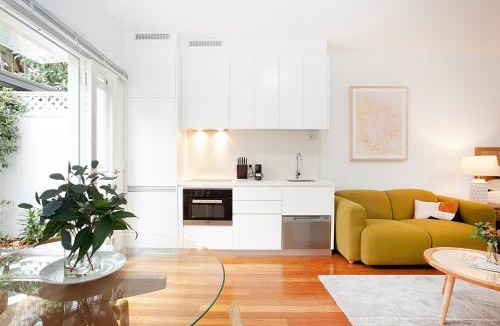 Lewisham Apartment | Leafy and Tranquil Inner West Studio Apartment