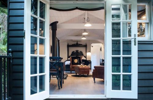 Olinda House | Leddicott Cottage