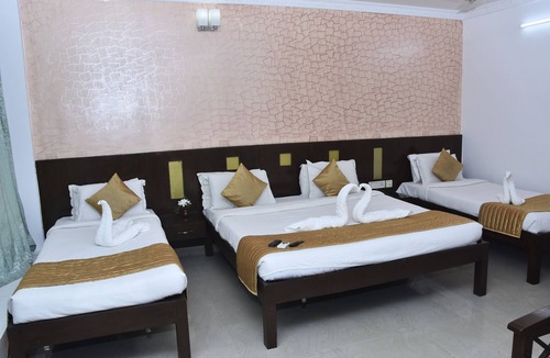 Covelong Hotel | Lee Crysstal