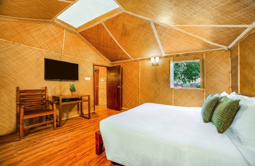 Tala Hotel | Lemon Tree Wildlife Resort, Bandhavgarh